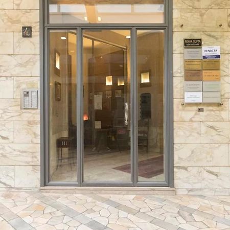 Апартаменти Italianway - Galleria Unione Мілан Екстер'єр фото